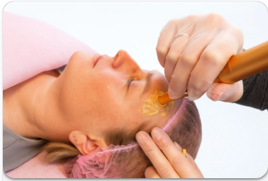 Non-invasive facial treatment in aesthetics training